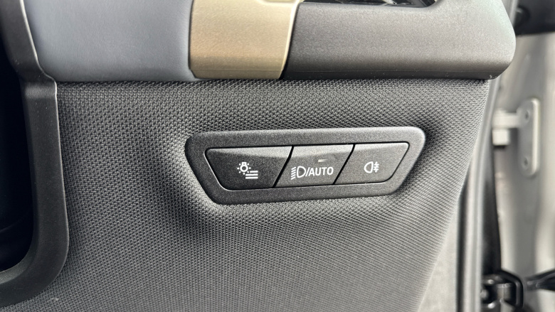 BMW iX 240kW xDrive40 M Sport 76.6kWh 5dr Auto Electric Estate